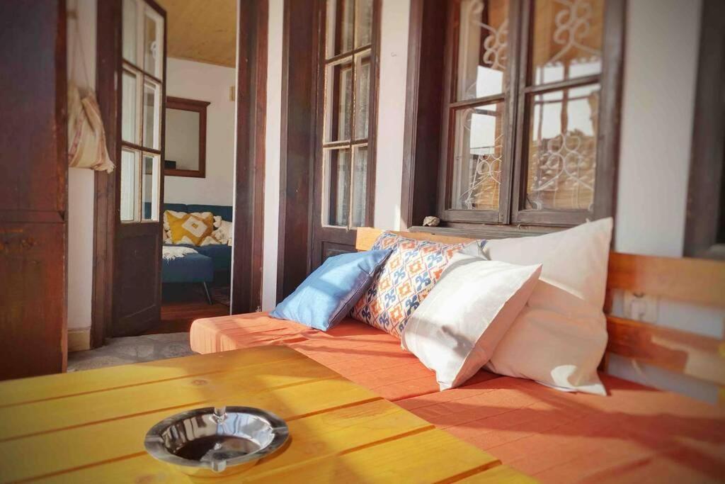 The Secret Lodge- New With Private Garage, Entire House Veliko Tarnovo Luaran gambar